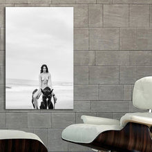 Load image into Gallery viewer, #034BW Kendall Jenner