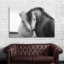 Load image into Gallery viewer, #026BW Horse