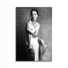 Load image into Gallery viewer, #018BW Christy Turlington