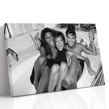 Load image into Gallery viewer, #116BW Naomi Campbell x Christy Turlington x Linda Evangelista
