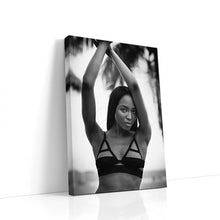 Load image into Gallery viewer, #022 Naomi Campbell
