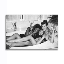 Load image into Gallery viewer, #017BW Naomi Campbell x Christy Turlington x Linda Evangelista
