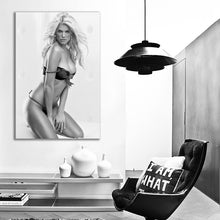 Load image into Gallery viewer, #016BW Victoria Silvstedt
