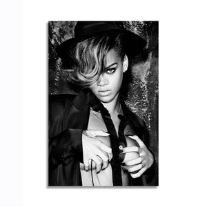 #012 Rihanna