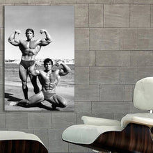 Load image into Gallery viewer, #054BW Arnold Schwarzenegger
