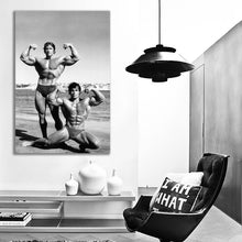 Load image into Gallery viewer, #054BW Arnold Schwarzenegger
