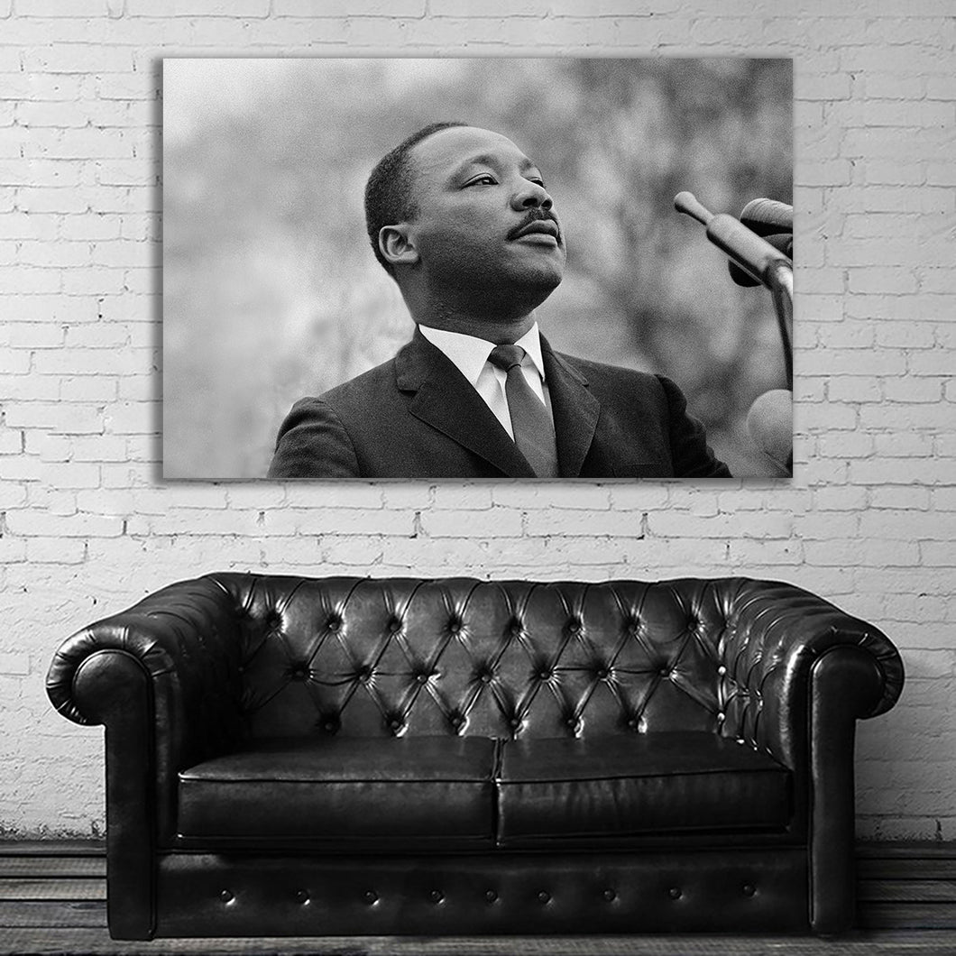 #004 Martin Luther King Jr.