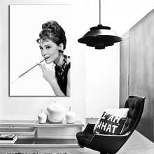 Load image into Gallery viewer, #031 Audrey Hepburn
