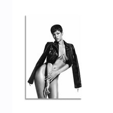 Load image into Gallery viewer, #028BW Rihanna
