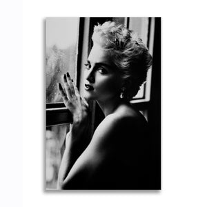 #009 Madonna