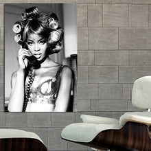 Load image into Gallery viewer, #005 Naomi Campbell
