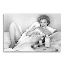 Load image into Gallery viewer, #091 Marilyn Monroe
