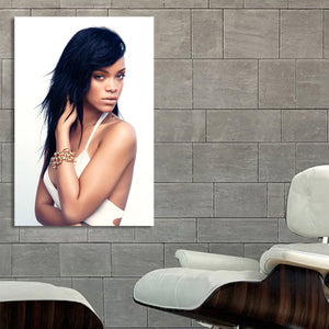 #001 Rihanna