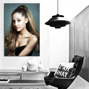 #009 Ariana Grande