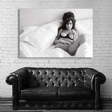 Load image into Gallery viewer, #001 Amy Winehouse
