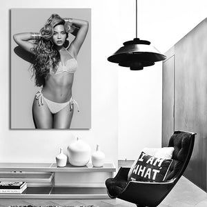 #015BW Beyonce