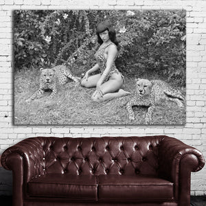 #008 Bettie Page